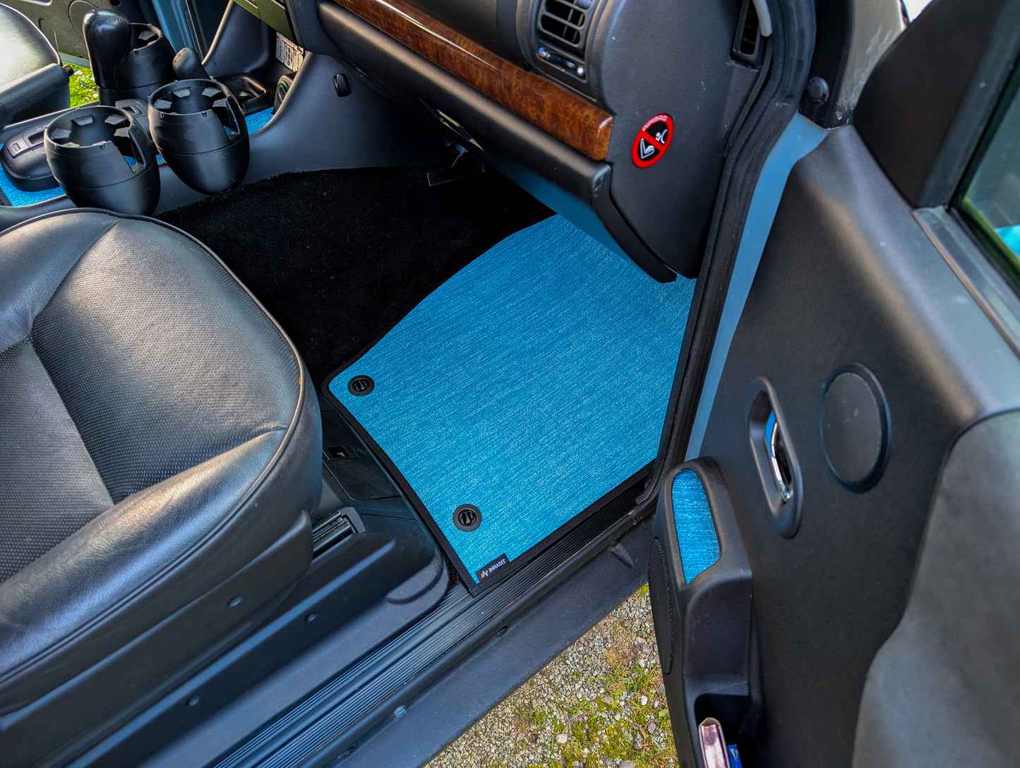 Discovery 2 Floor Mats Complete Set