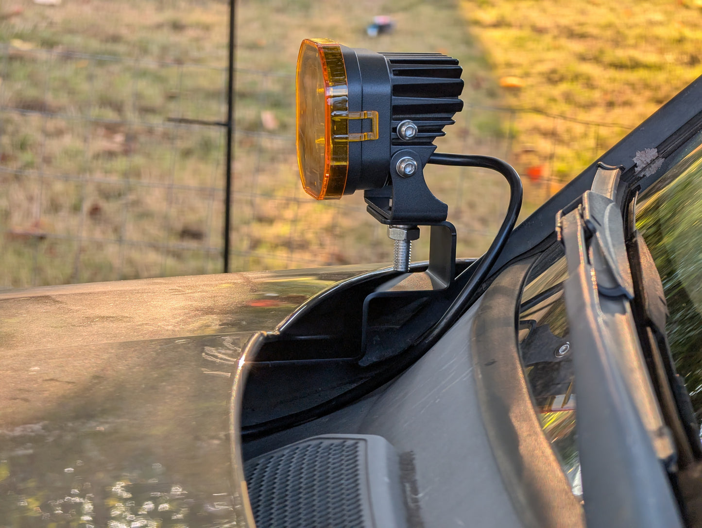 LR3 / LR4 Ditch Light Brackets