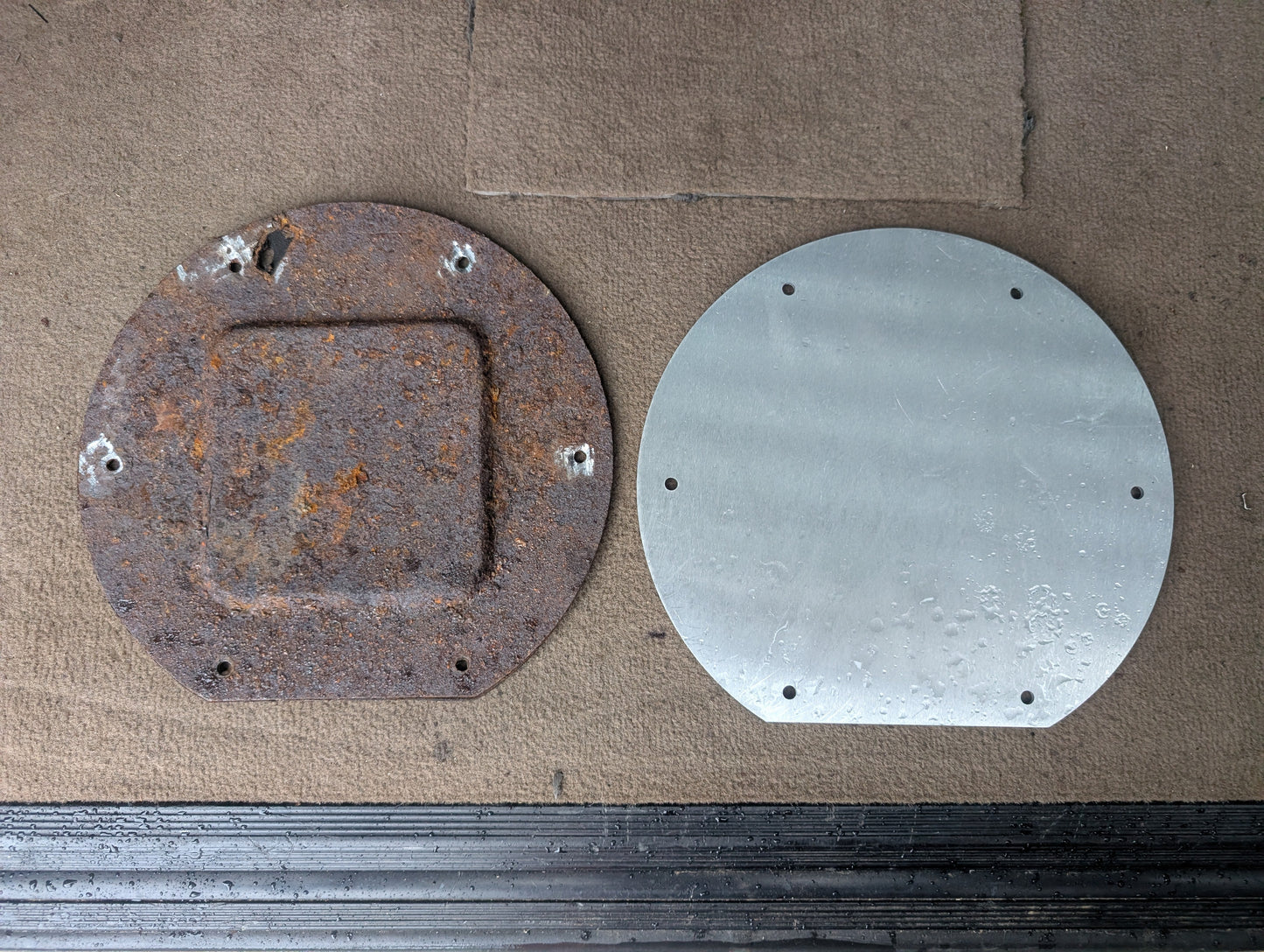 Discovery 1 & 2 Fuel Pump Lid + Hardware