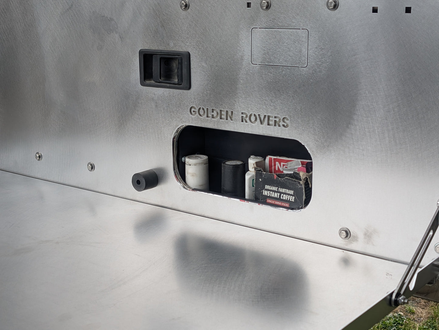 Discovery 1 & 2 Tailgate Storage Cubby