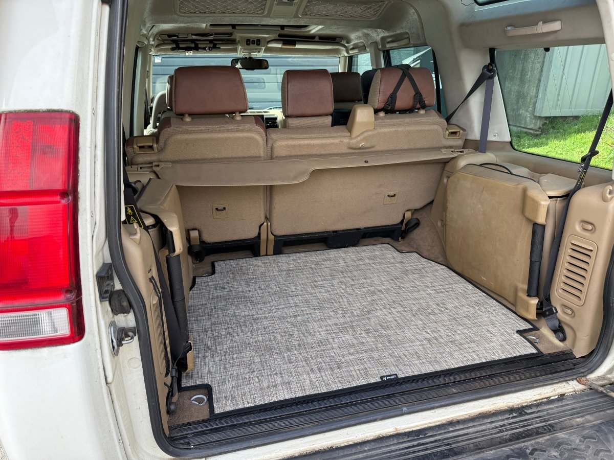Discovery 2 Cargo Mat Only - Golden Rovers
