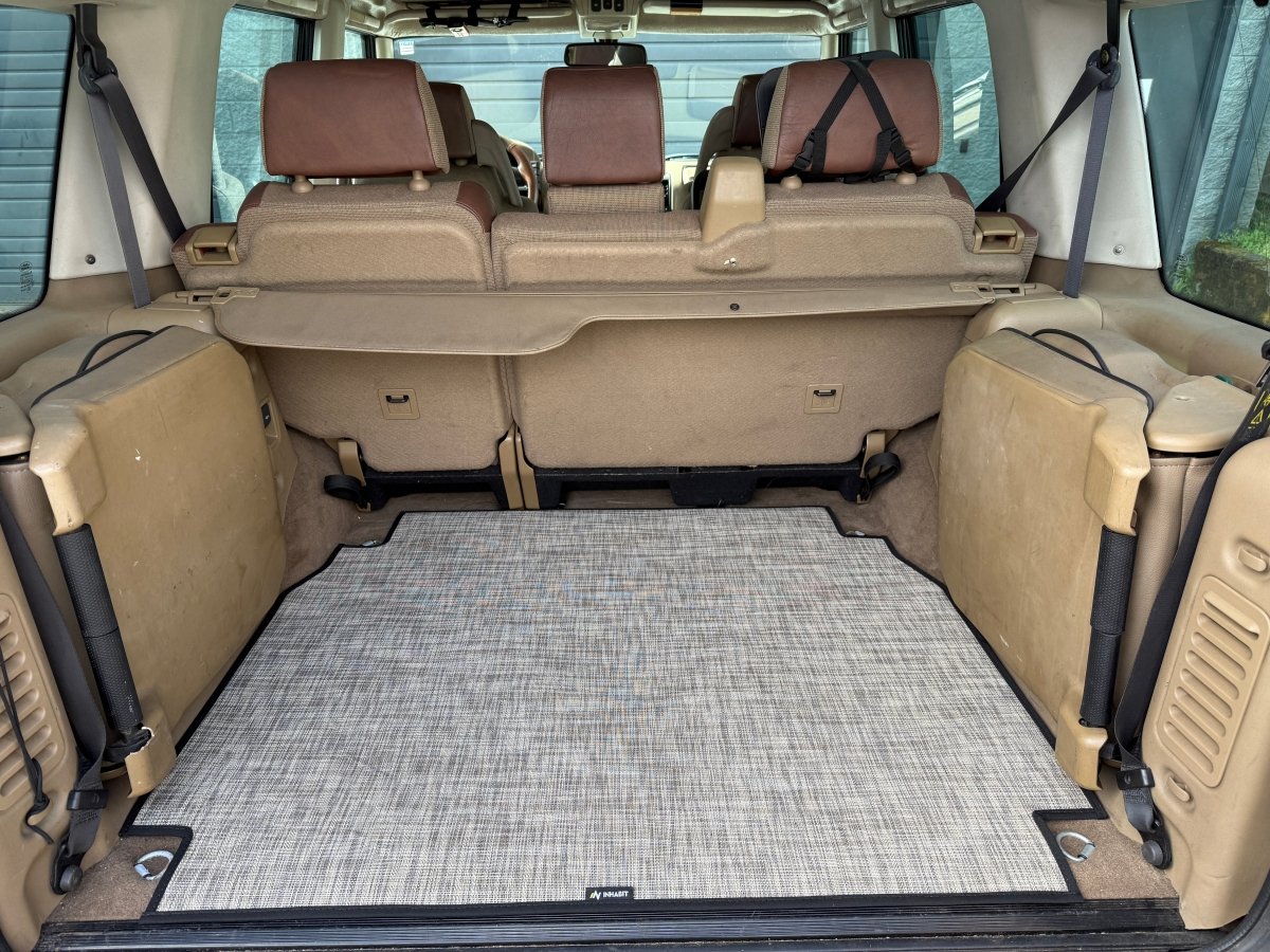 Discovery 2 Cargo Mat Only - Golden Rovers