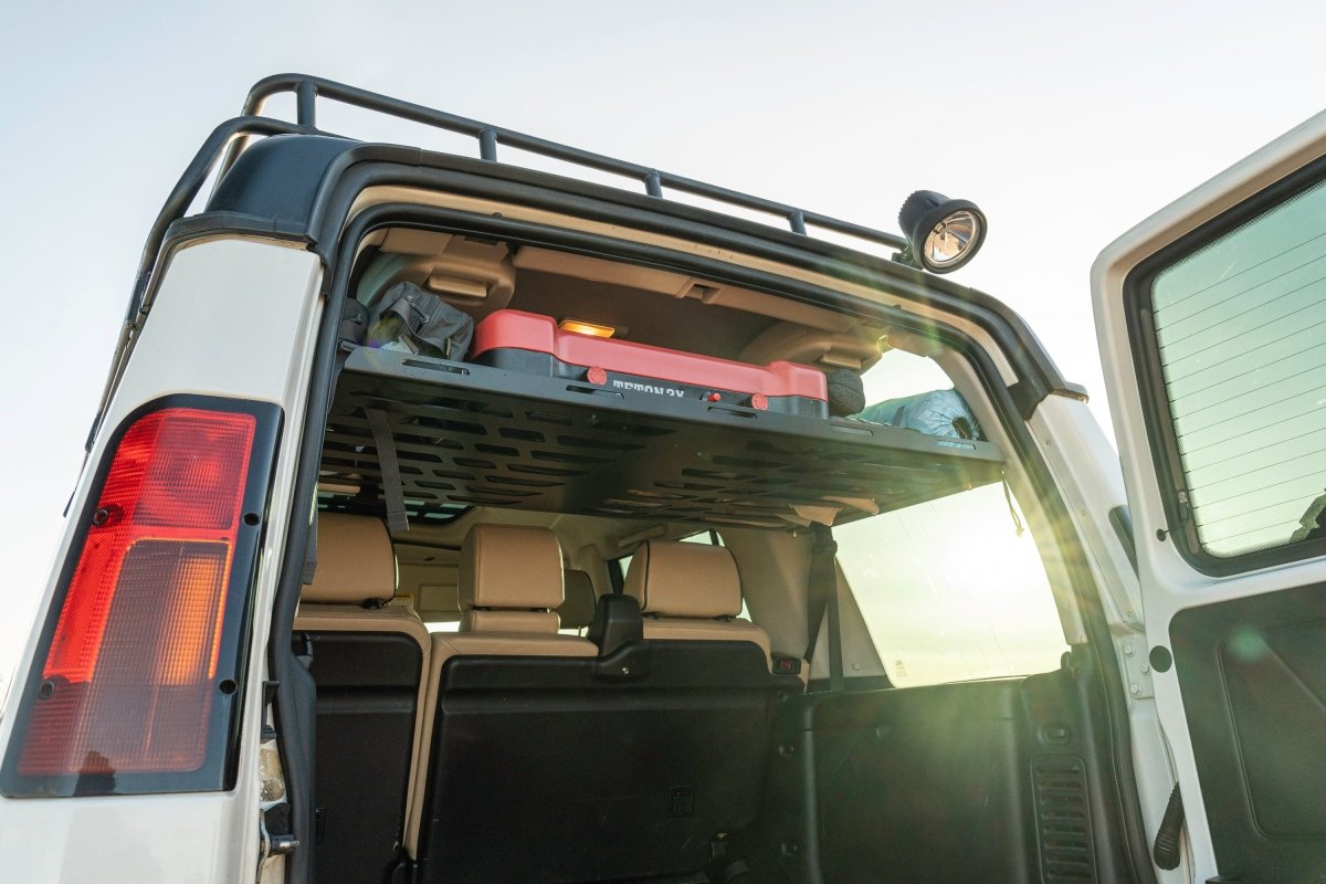 Discovery 2 Cargo Space XL Upper Shelf - Golden Rovers
