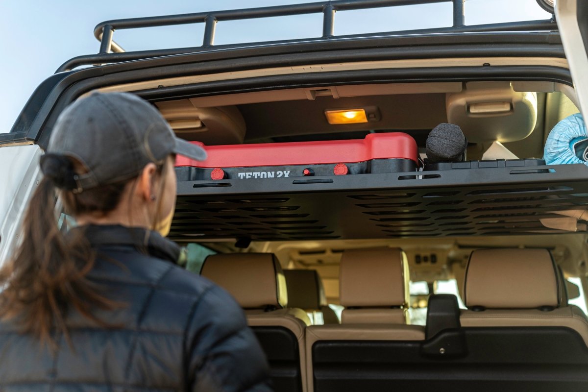 Discovery 2 Cargo Space XL Upper Shelf - Golden Rovers