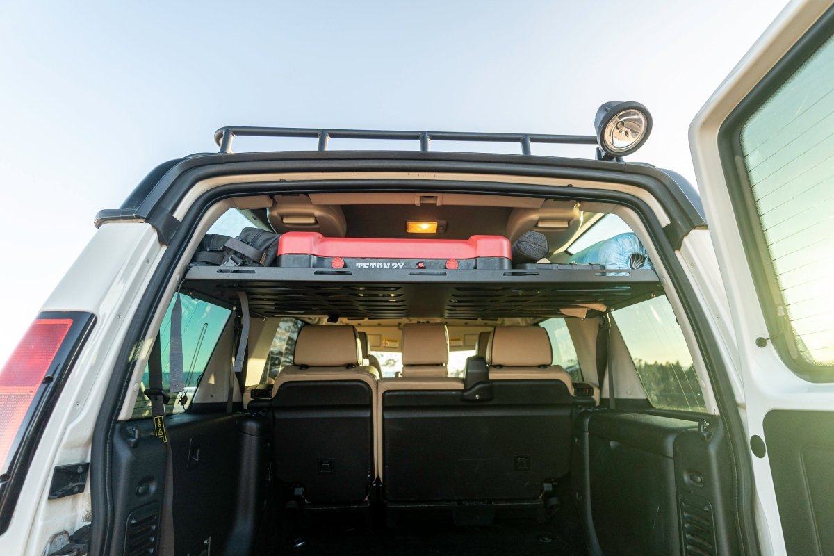 Discovery 2 Cargo Space XL Upper Shelf - Golden Rovers