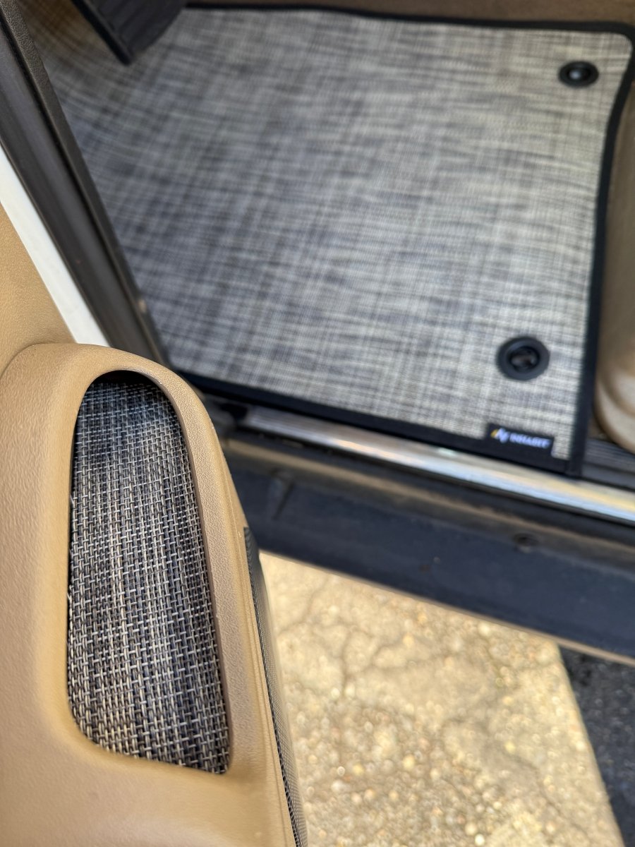 Discovery 2 Floor Mats Accessory Pack - Golden Rovers