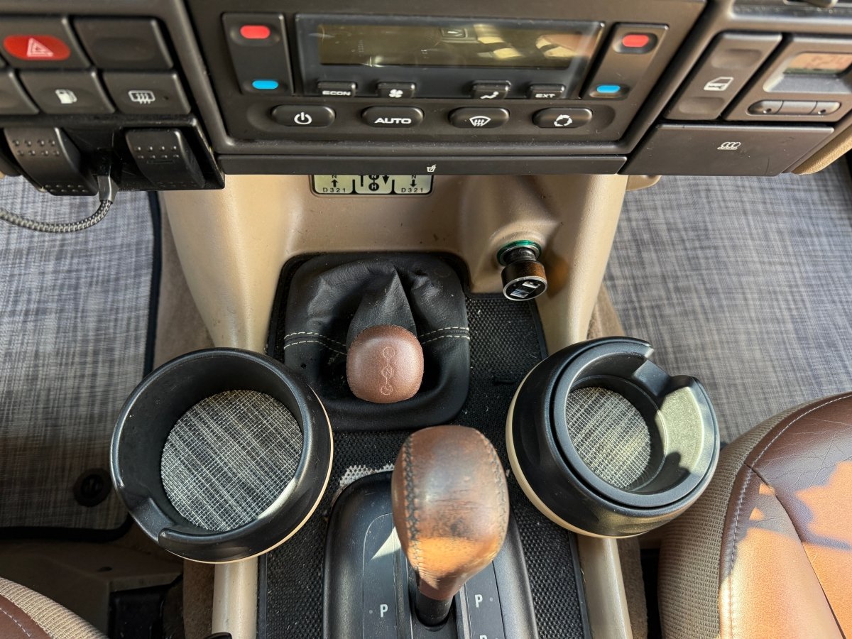 Discovery 2 Floor Mats Accessory Pack - Golden Rovers