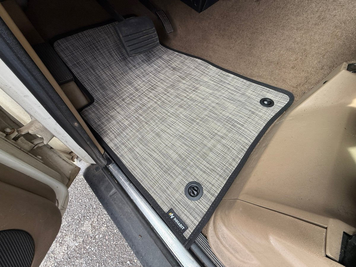 Discovery 2 Floor Mats Front and Rear - Golden Rovers