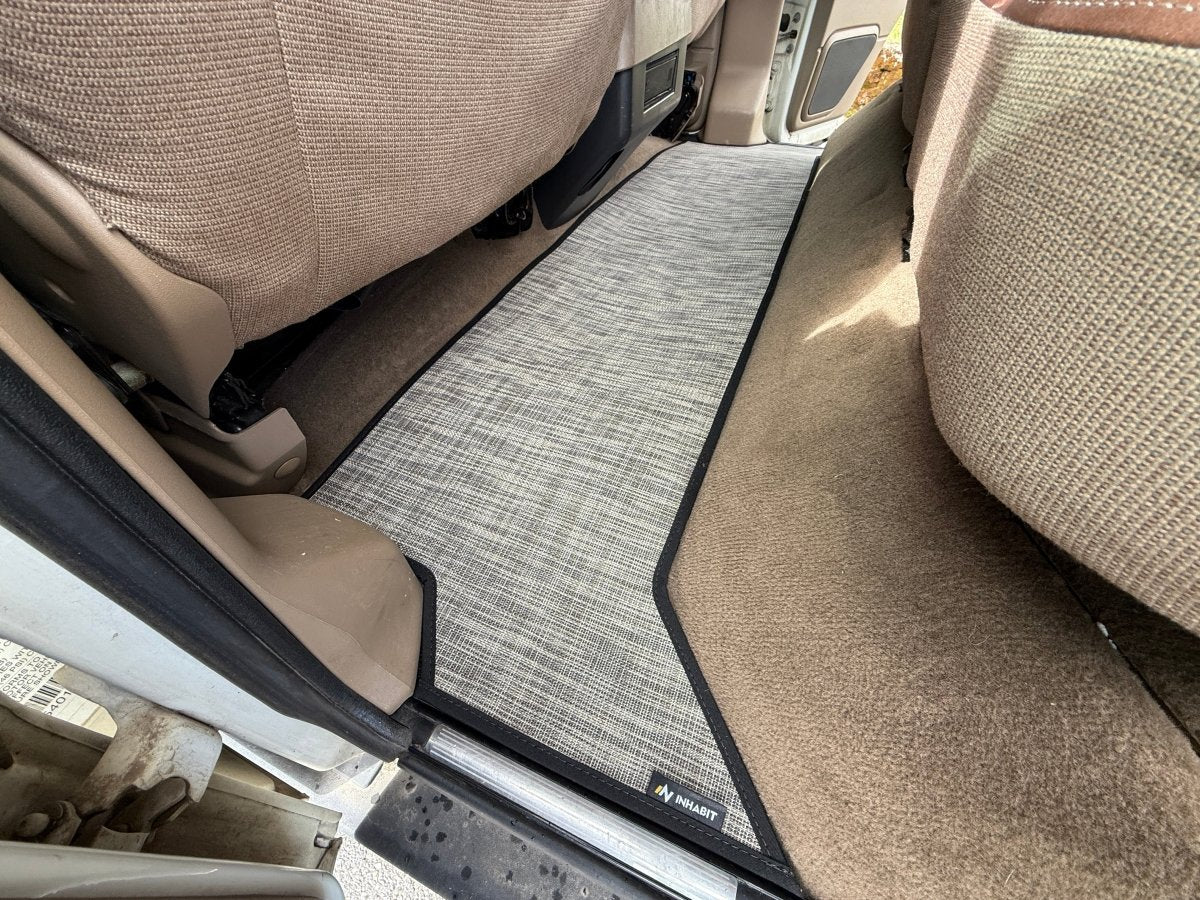 Discovery 2 Floor Mats Front and Rear - Golden Rovers