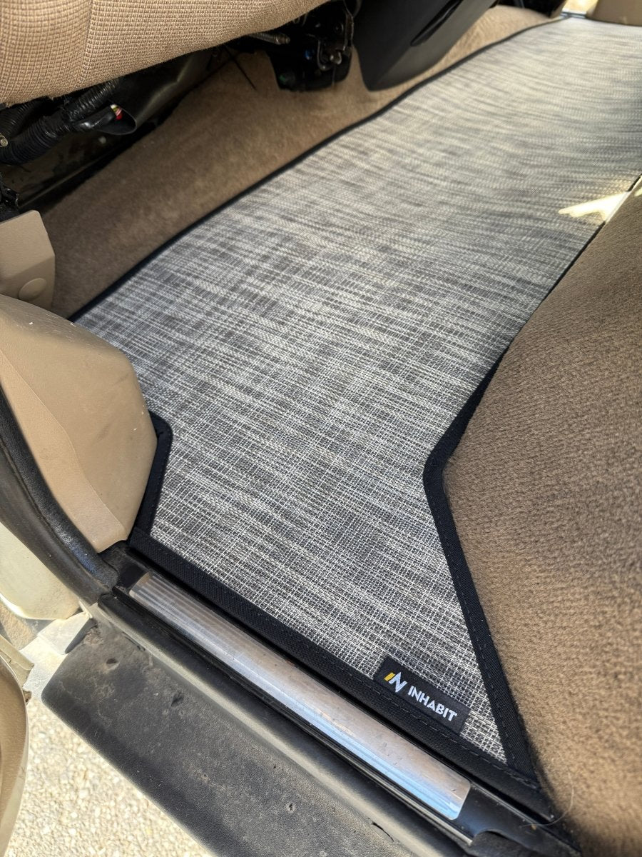 Discovery 2 Floor Mats Front and Rear - Golden Rovers
