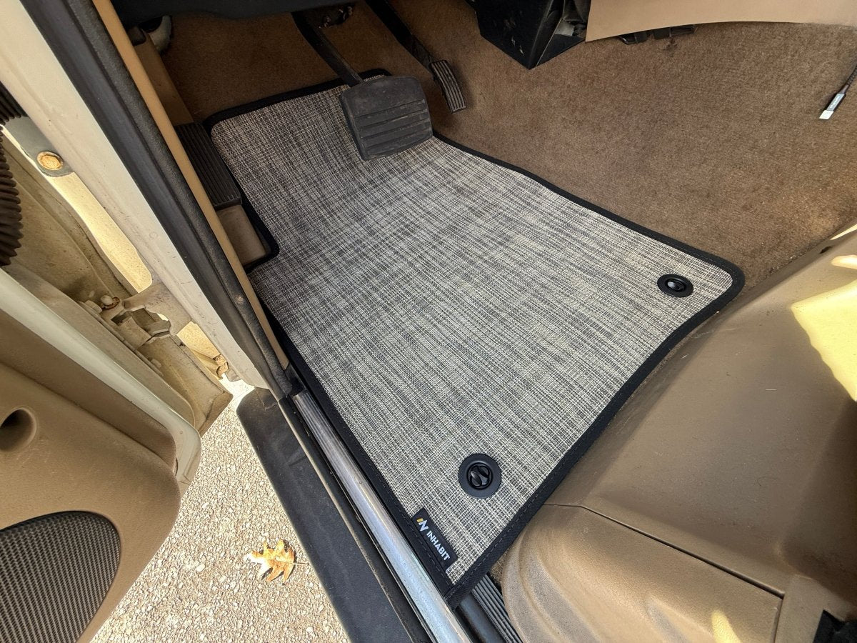 Discovery 2 Floor Mats Front and Rear - Golden Rovers