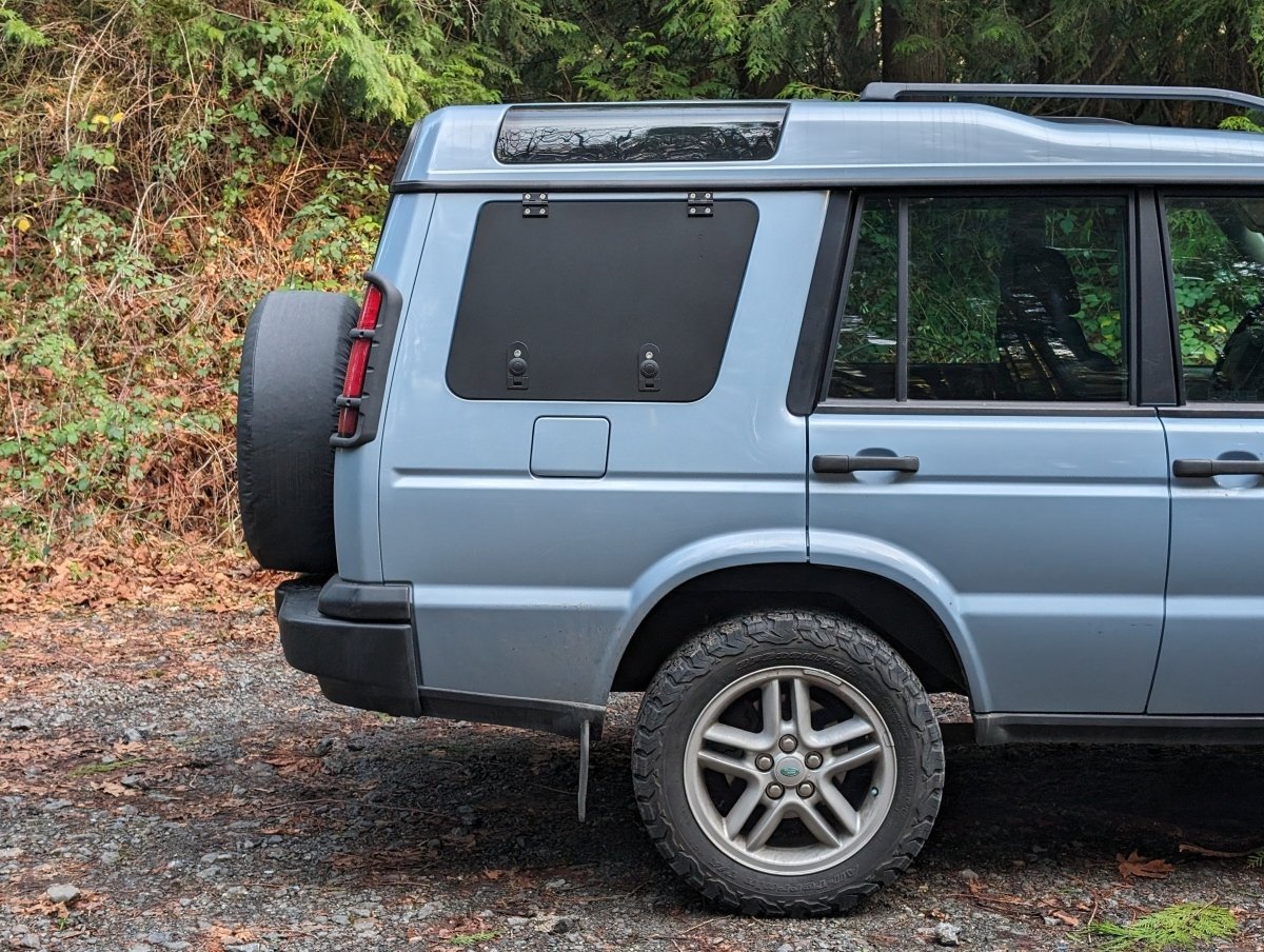 Discovery 2 Gullwing Access Window - One Side Only - Golden Rovers