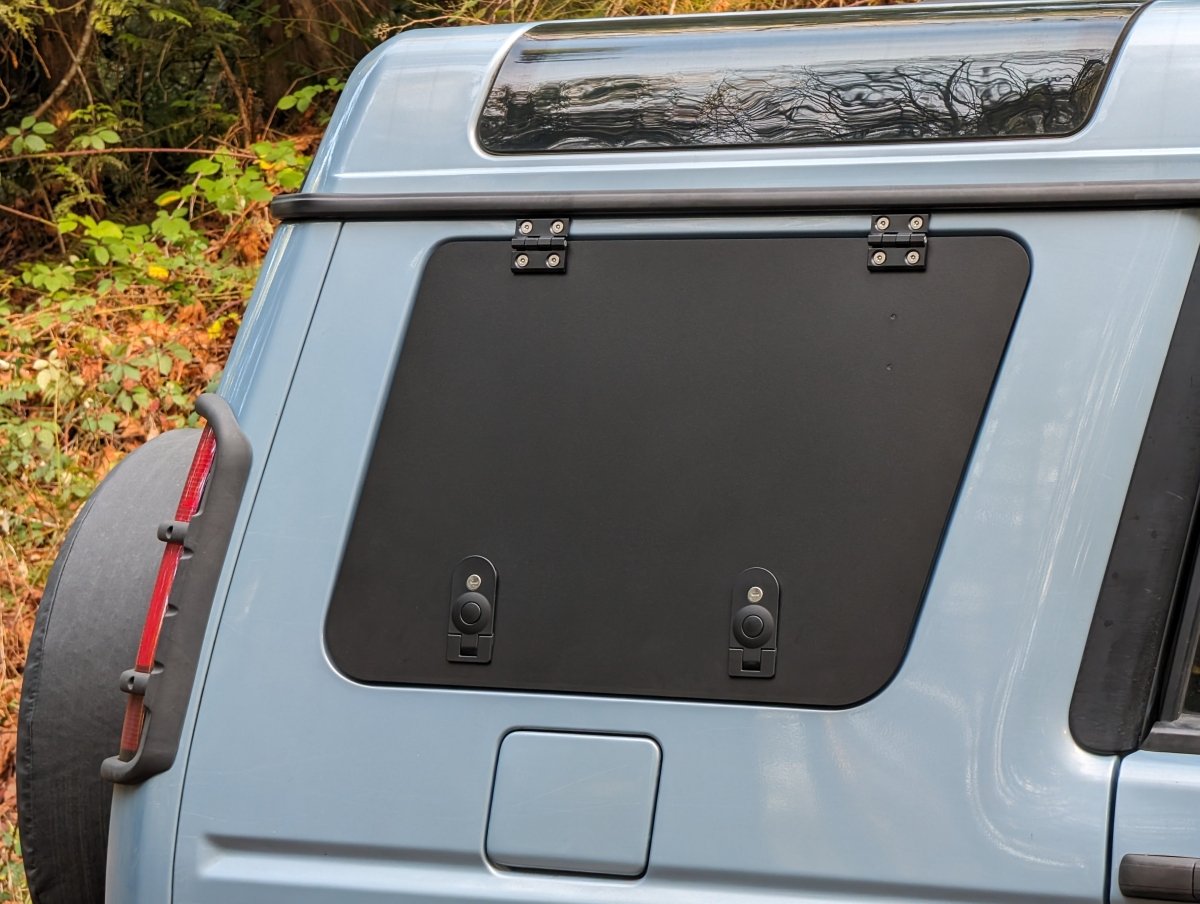 Discovery 2 Gullwing Access Window - One Side Only - Golden Rovers