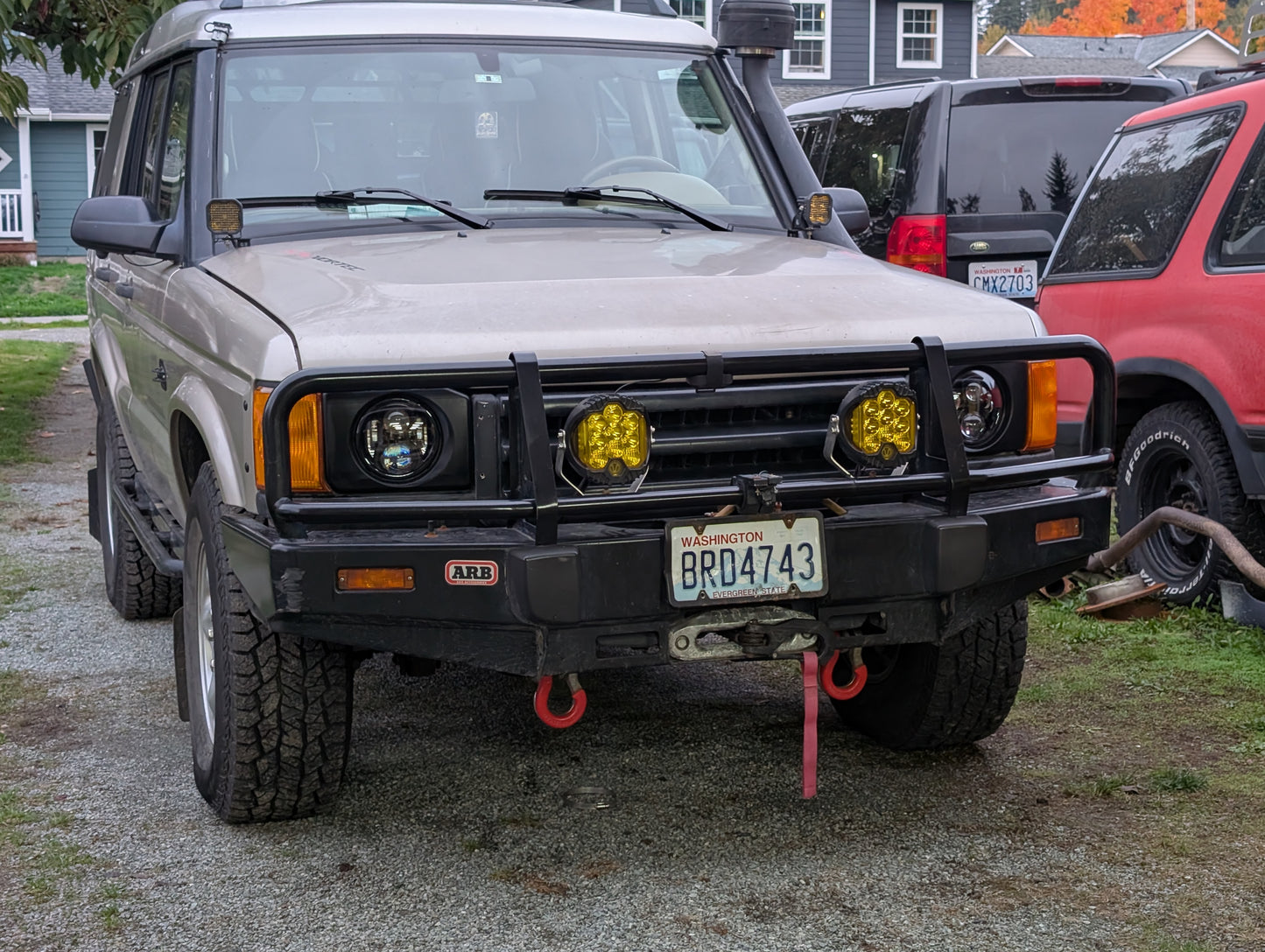 Discovery 1 and 2 (pre-facelift) 7" Round Headlight Bezel (pair)