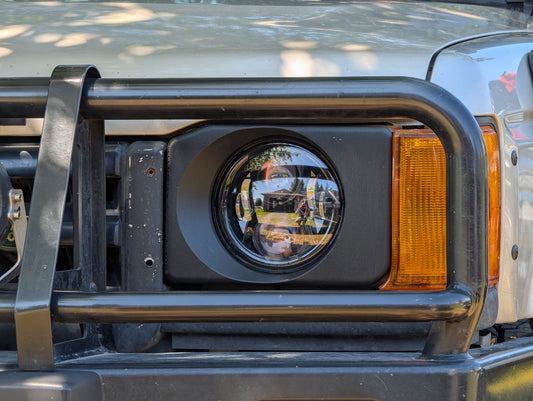 Discovery 1 & 2 (pre-facelift) 7" Round Headlight Bezel (pair)