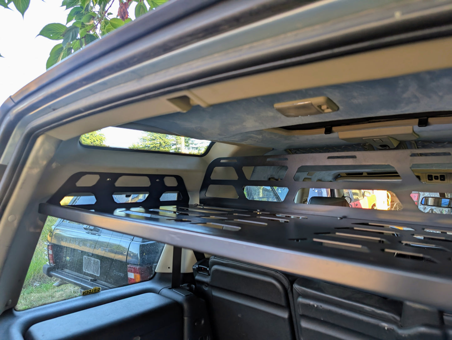 Discovery 2 Cargo Space XL Upper Shelf