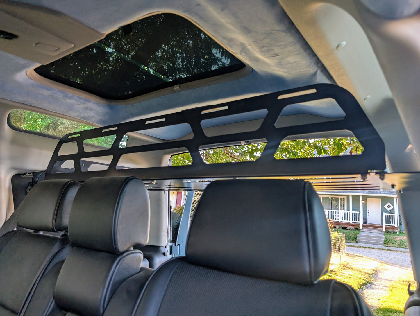 Discovery 2 Cargo Space XL Upper Shelf