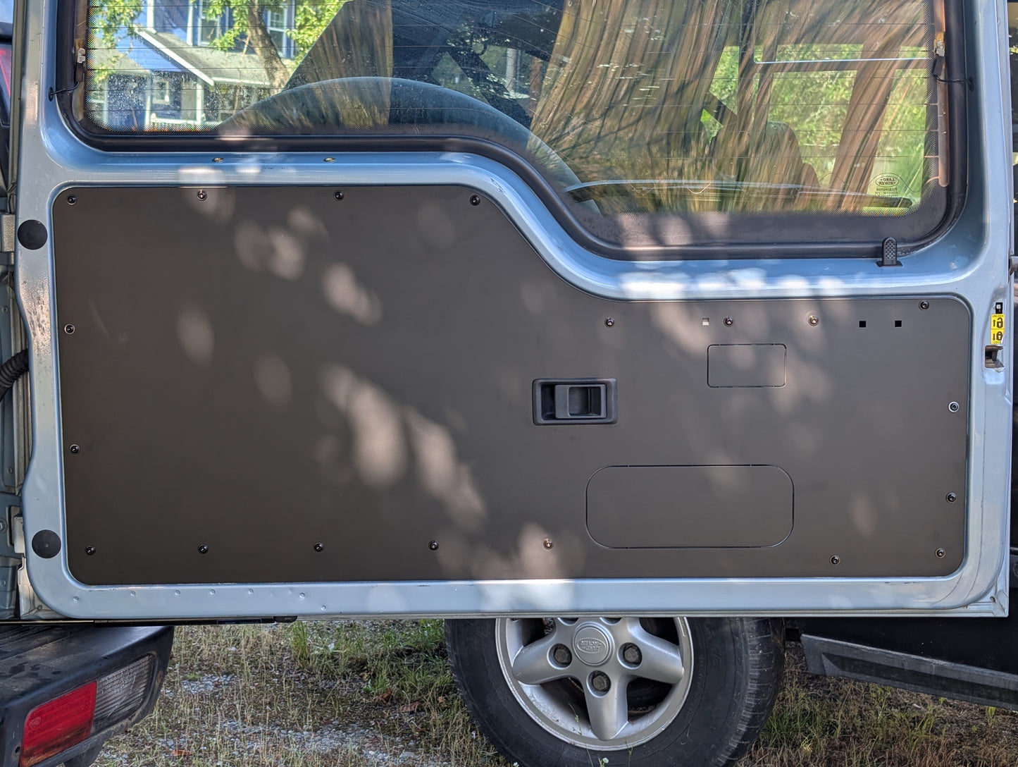 Discovery 1 & 2 Aluminum Rear Door Card