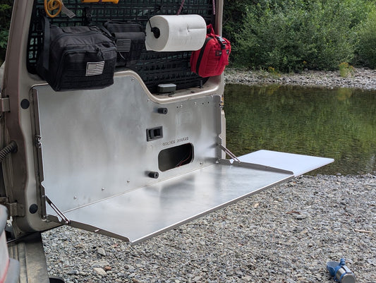 Discovery 1 & 2 Folding Tailgate Table - Aluminum