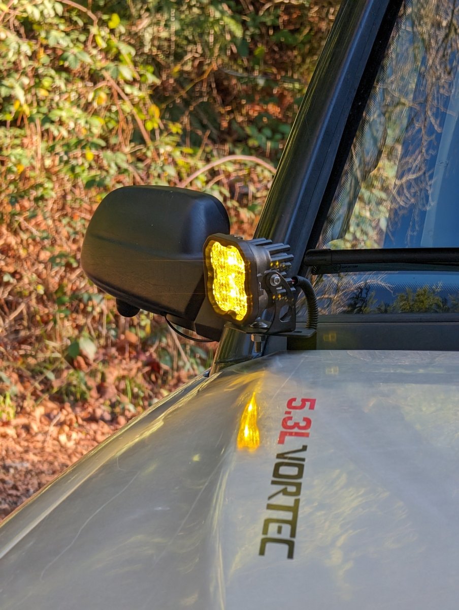 Discovery 1 and 2 Ditch Light Brackets - Golden Rovers